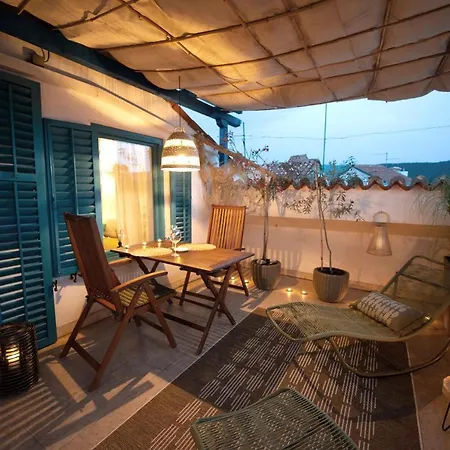 Modra Luna- With Terrace Apartmán *