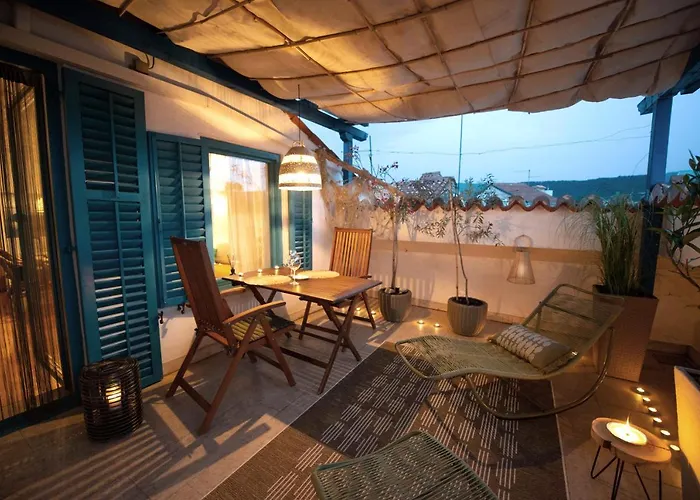 Modra Luna- With Terrace Appartamento *